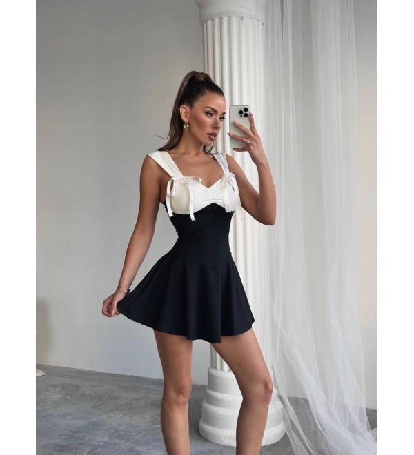 210495 SİYAH BEYAZ ELBİSE DALGIÇ KUMAŞ
