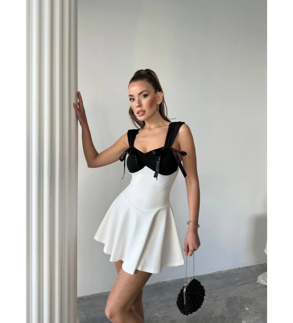 210496 BEYAZ SİYAH ELBİSE DALGIÇ KUMAŞ